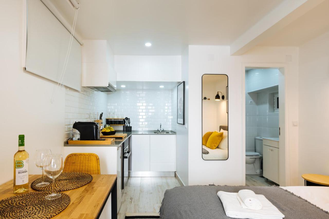 Cozy & Small Studio In The Center Lisbon Luaran gambar